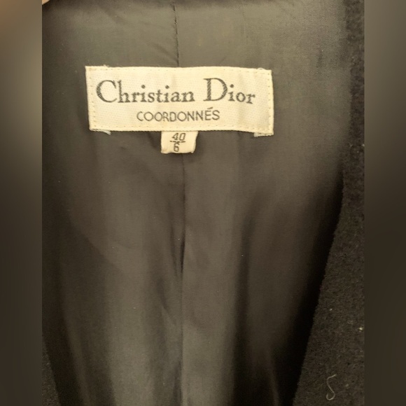 Christian Dior women classic wool coat with belt - Picture 4 of 5